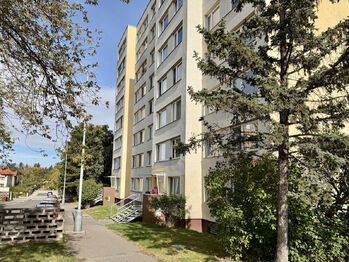 Prodej bytu 2+1 v osobním vlastnictví 42 m², Praha 8 - Bohnice