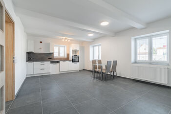 Pronájem domu 173 m², Horní Lukavice