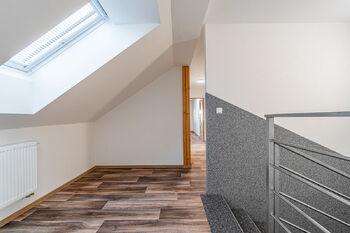 Pronájem domu 173 m², Horní Lukavice