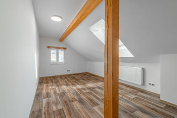 Pronájem domu 173 m², Horní Lukavice