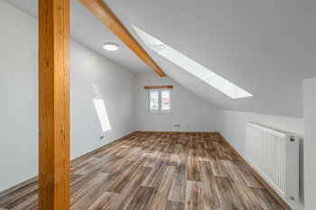 Pronájem domu 173 m², Horní Lukavice