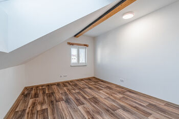 Pronájem domu 173 m², Horní Lukavice