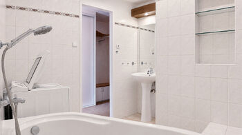 Prodej bytu 3+kk v osobním vlastnictví 56 m², Praha 4 - Libuš