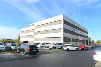 Pronájem garážového stání 1019 m², Praha 9 - Černý Most