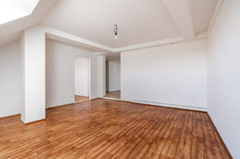 Pokoj 2 - Prodej bytu 3+kk v osobním vlastnictví 61 m², Beroun