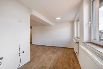 Kuchyňský kout - Prodej bytu 3+kk v osobním vlastnictví 61 m², Beroun