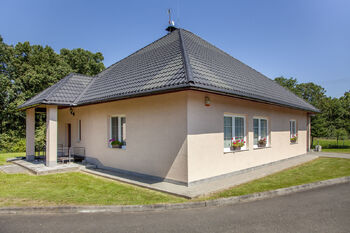 Prodej domu 168 m², Police