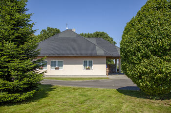 Prodej domu 168 m², Police
