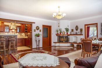 Prodej domu 168 m², Police