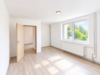 Pronájem bytu 3+1 v osobním vlastnictví 93 m², Bezdědovice