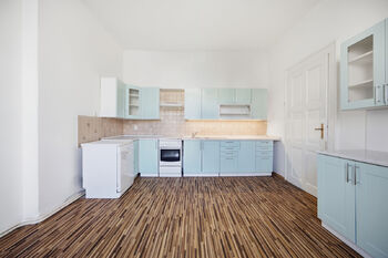 Prodej bytu 2+1 v osobním vlastnictví 92 m², Praha 6 - Bubeneč