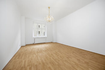 Prodej bytu 2+1 v osobním vlastnictví 92 m², Praha 6 - Bubeneč