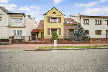 Prodej domu 182 m², Veselí nad Moravou