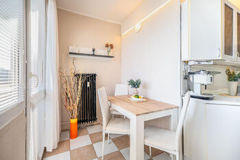 Jídelna/kuchyně. - Prodej bytu 2+1 v osobním vlastnictví 60 m², Nová Včelnice