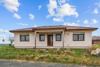 Prodej bytu 4+kk v osobním vlastnictví 113 m², Zbizuby