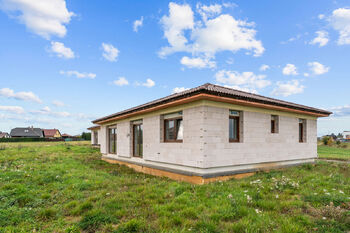 Prodej bytu 4+kk v osobním vlastnictví 113 m², Zbizuby