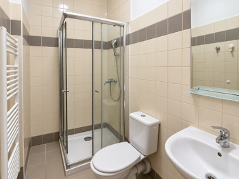 Pronájem bytu 1+kk v osobním vlastnictví 26 m², Praha 8 - Libeň