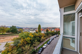 Pronájem bytu 2+1 v osobním vlastnictví 74 m², Praha 4 - Nusle