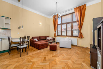 Prodej bytu 2+kk v osobním vlastnictví 60 m², České Budějovice