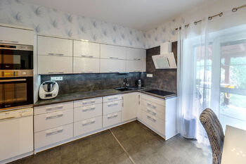 +420 721 415 122|Lucie Krechterová|lucie.krechterova@remax.cz - Prodej domu 140 m², Karviná