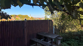 Výhled ze zahrady - Prodej domu 60 m², Chotýšany