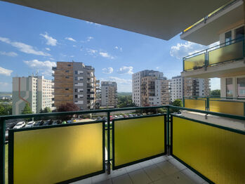 Pronájem bytu 1+kk v osobním vlastnictví 32 m², Praha 10 - Horní Měcholupy
