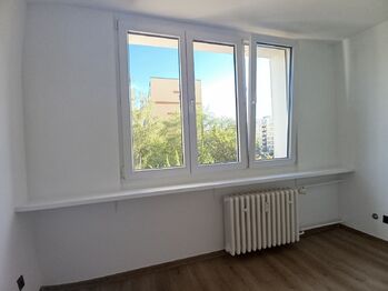 Pronájem bytu 1+kk v družstevním vlastnictví 20 m², Ústí nad Labem