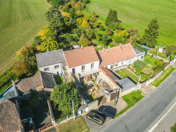 Prodej domu 280 m², Družec