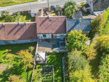 Prodej domu 280 m², Družec