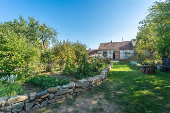 Prodej domu 280 m², Družec