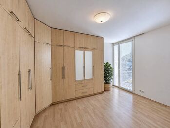 Pronájem domu 183 m², Litvínovice