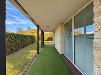 Pronájem domu 183 m², Litvínovice
