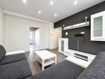 Pronájem bytu 2+1 v družstevním vlastnictví 52 m², Krupka