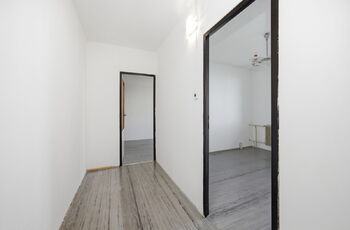Chodba - Prodej bytu 3+1 v osobním vlastnictví 68 m², Praha 4 - Krč