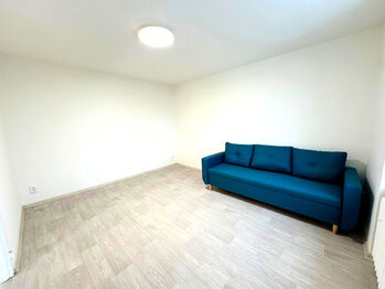 Pronájem bytu 1+1 v osobním vlastnictví 30 m², Vsetín
