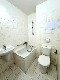 Pronájem bytu 1+1 v osobním vlastnictví 30 m², Vsetín