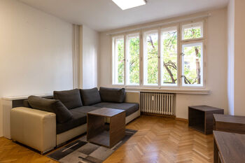 Pronájem bytu 2+kk v družstevním vlastnictví 58 m², Praha 8 - Karlín