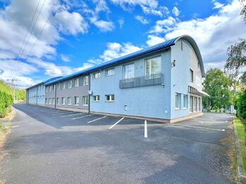 Pronájem kancelářských prostor 1400 m², Horní Jiřetín