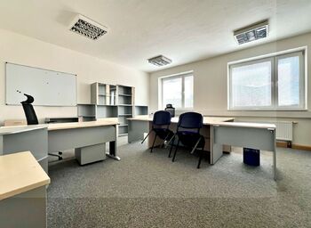Pronájem kancelářských prostor 1400 m², Horní Jiřetín