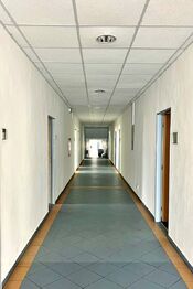 Pronájem kancelářských prostor 1400 m², Horní Jiřetín