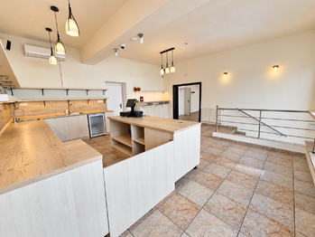 kavárna bar - Prodej obchodních prostor, České Budějovice