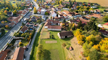 Prodej pozemku 3612 m², Lažany