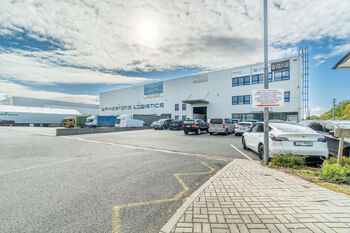 Pronájem kancelářských prostor 107 m², Tuchoměřice