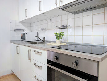 Prodej bytu 1+kk v osobním vlastnictví 22 m², Praha 4 - Krč