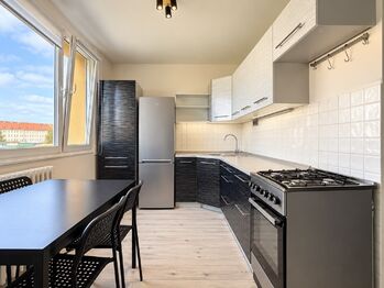 Pronájem bytu 3+1 v osobním vlastnictví 70 m², Žatec