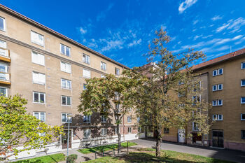 Prodej bytu 1+1 v osobním vlastnictví 35 m², Most