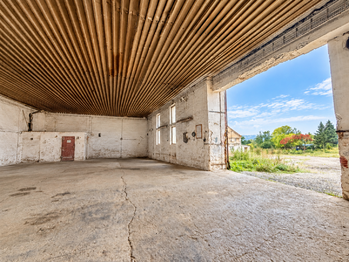 Pronájem zemědělského objektu 420 m², Bitozeves