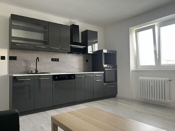 Pronájem bytu 2+kk v osobním vlastnictví 36 m², Kladno