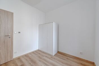 Prodej jiných prostor, Aš