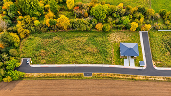 Prodej pozemku 911 m², Týnec nad Labem